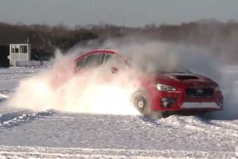 Kegyetlenül vágja a havat az új Subaru