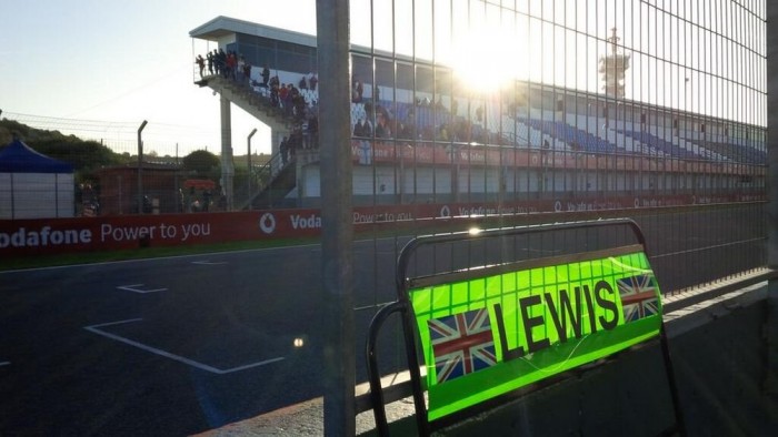 F1: Azonnal lerobbant Räikkönen Ferrarija 6 | Vezess F1: Azonnal lerobbant Räikkönen Ferrarija 6