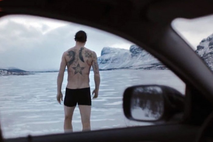 Autóval vadászik szarvasra a profi focista 3