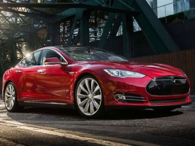 Villanyautó az izomautó ellen – melyik a gyorsabb? 6 | Vezess Tesla Model S