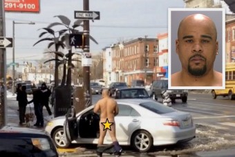 Meztelenül simogatta magát a baleset után