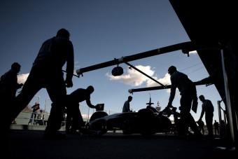 F1: Az újonc az élen, a Red Bull összeomlott