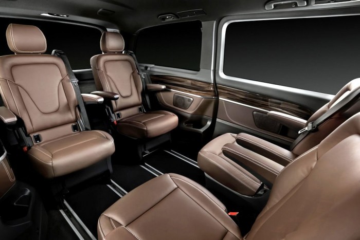 V-osztály: Luxusbusz a Mercedestől 6