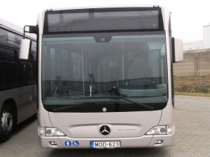 Jönnek a hibrid Mercik Kecskeméten