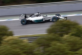 F1: Mercedes nem érzi magát favoritnak