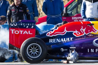 F1: Elfogadhatatlan hibák a Renault-nál