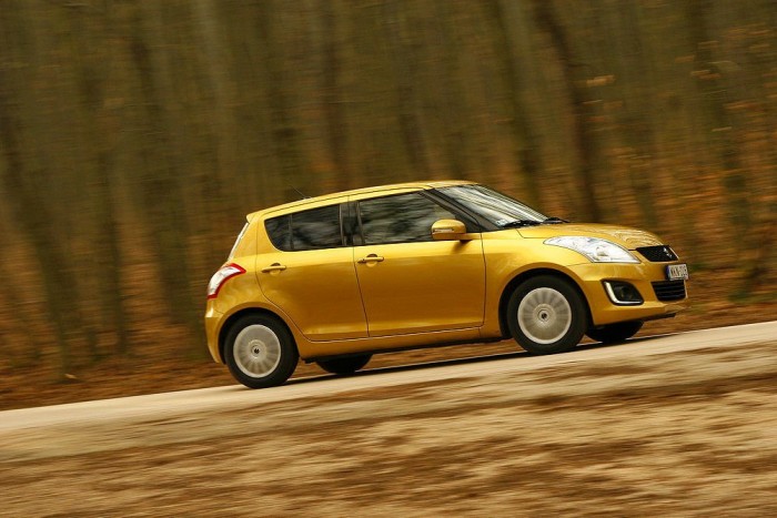 A legújabb Suzuki Swiftet teszteltük 6 | Vezess A motorválaszték változatlan, megjelent viszont a 4x4-es verzió