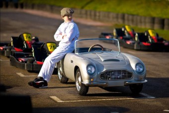 Kémpalánták játékautója, hatmillióért