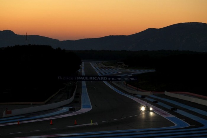 800 lóerős hibriddel támad a Toyota 6