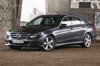 Mercedes E 250 - Nagy Merci, kis benzinmotorral