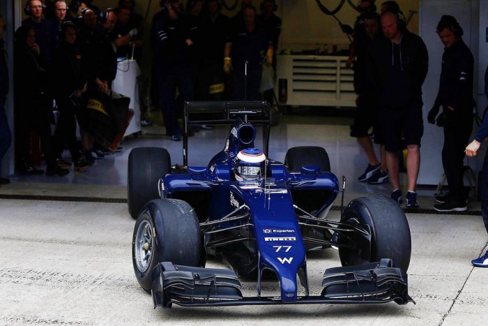 F1: Melyik a legrútabb versenyautó idén? Szavazz! 11 | Vezess Williams FW36 - Egy diszkrét visszafogottabb megoldással rukkolt elő a Williams, kíváncsian várjuk, hogy a végleges festéssel milyen lesz