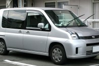 Honda Mobilio, hétszemélyes, 2004-2008