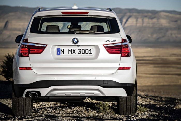 Megújult a BMW X3 12