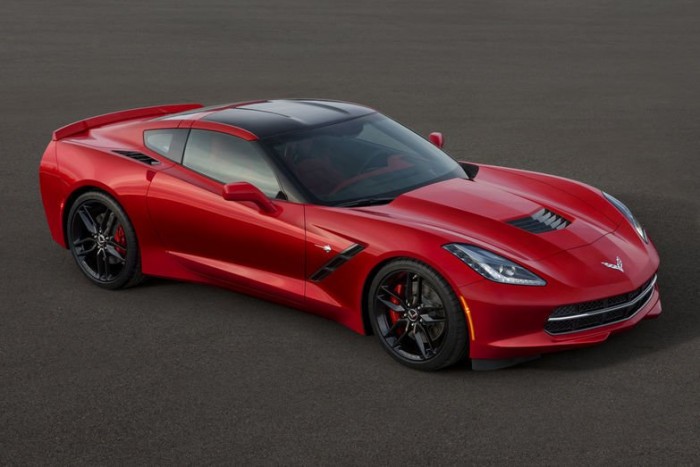 Fekete Özvegy az új Corvette-ben 8