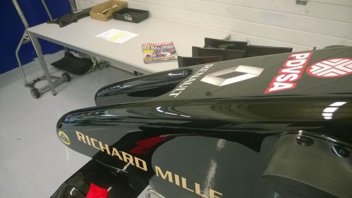 F1: Az első fotó a Lotus-agyarakról 3 | Vezess F1: Az első fotó a Lotus-agyarakról 3