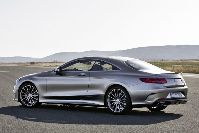 Luxus, különcöknek: itt a Mercedes csúcskupéja! 9 | Vezess Luxus, különcöknek: itt a Mercedes csúcskupéja! 9