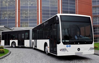 Új motorok a Mercedestől