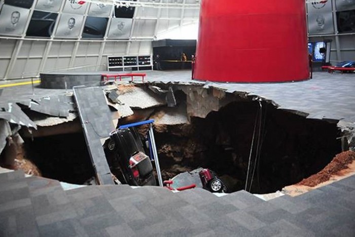 Nyolc ritka autót nyelt el a föld 7