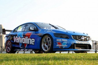 Itt a Volvo V8-as versenyautója