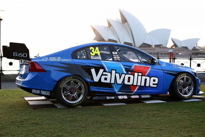 Itt a Volvo V8-as versenyautója 6