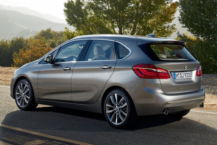 Megérkezett a BMW kompakt egyterűje 9 | Vezess Megérkezett a BMW kompakt egyterűje 9