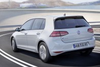 Már kapható az elektromos VW Golf! 12