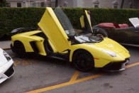 Vízen közeledő Lamborghini 21