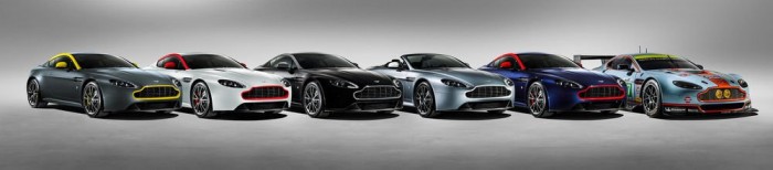 Bohócorrú V8 Vantage-ok