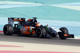 F1: A Force India az élen, tovább szenved a Red Bull