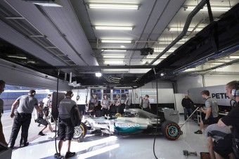 F1: A Mercedes még nem adott bele mindent