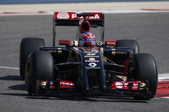 F1: A Lotusnál elég, ha egyben marad az autó
