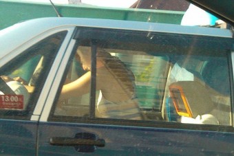 A taxiban szexeltek, de fizetni nem akartak