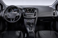 Hivatalos fotókon a megújuló Ford Focus 18