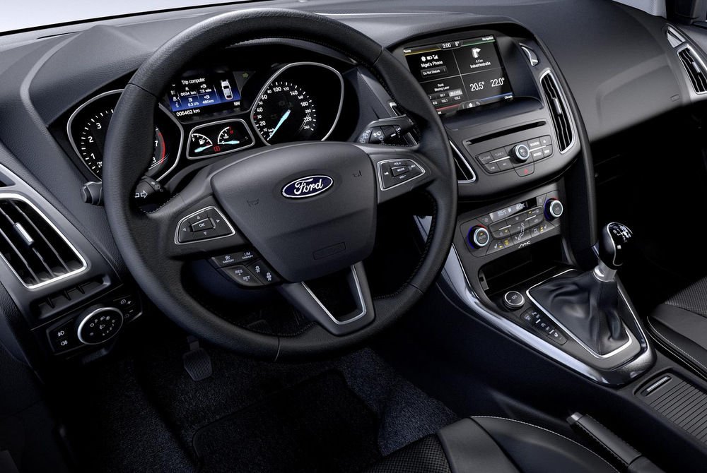 Hivatalos fotókon a megújuló Ford Focus 5