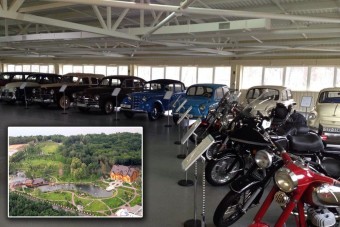 Az ukrán exelnök autóit is hátrahagyta