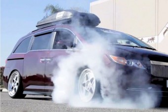 A családanyák 1000 lóerős álma