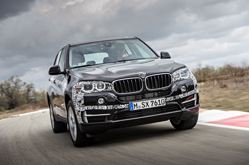 Exkluzív – Vezettük a BMW X5 hibridjét 8