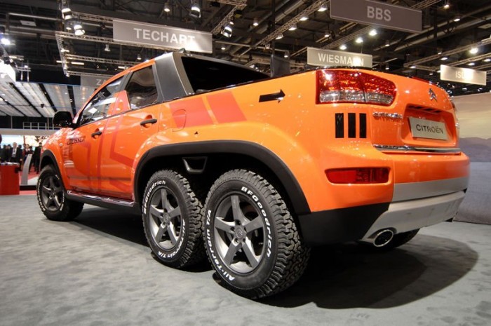 Jó ötlet a kettővel több kerék? 12 | Vezess Citroën Cruise Crosser