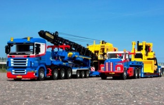 Legóból építette meg kedvenc kamionjait