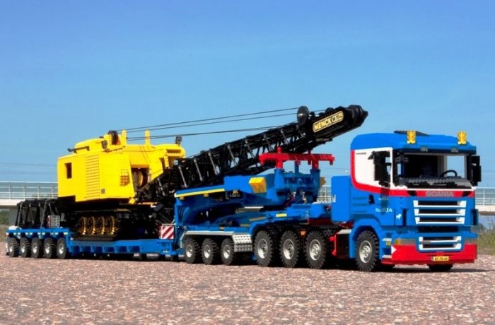 Legóból építette meg kedvenc kamionjait 3 | Vezess Dennis Bosman legutóbbi alkotása, a Scania R 500-as mélyágyas-félpótkocsis szerelvény