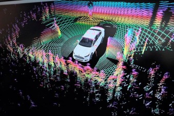 Percenként 150 millió elemzés az önjáró autótól