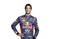 F1: A Red Bull fel is adhatja 17