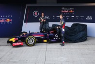 F1: A Red Bull fel is adhatja 18