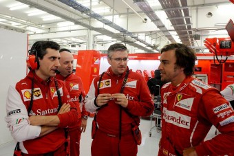 F1: Alonso ragaszkodik az új szabályokhoz