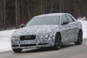 Érkezik a bébi-Jaguar