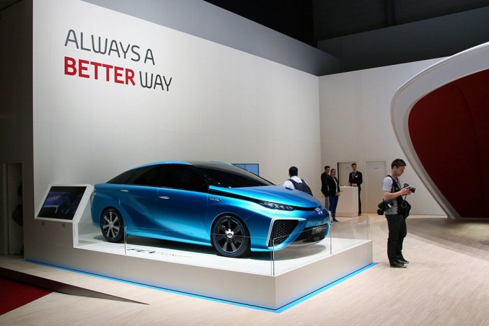 Szívtipró kisautó, és hidrogénezett álmok 13