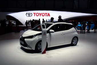 Szívtipró kisautó, és hidrogénezett álmok