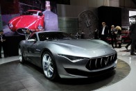 Maserati Alfieri: Vissza a gyökerekhez 19