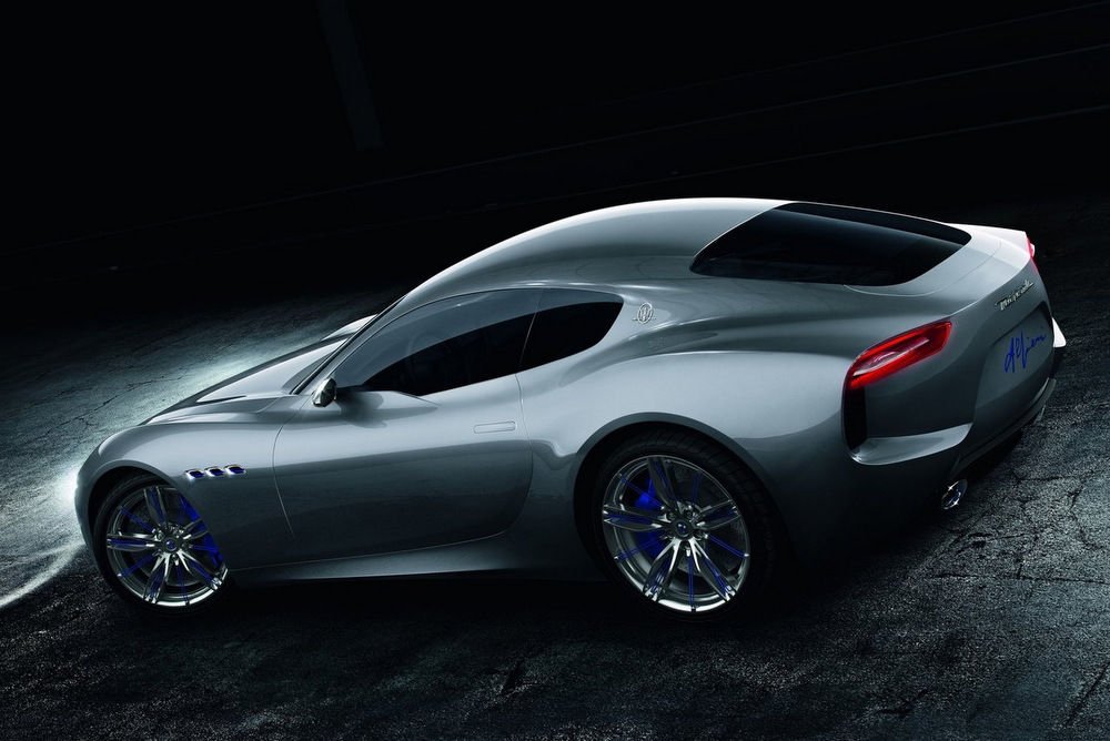 Maserati Alfieri: Vissza a gyökerekhez 12