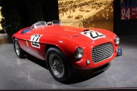 Ferrari 166 M - A típus privát kezekben 1949-ben hódította el a Le Mans-i 24 órás verseny első helyét az 1501-2000 köbcentis autók között kiírt kategóriában. V12-es motorja körülbelül 128 lóerőt teljesített, neve pedig a hengerenkénti lökettérfogatból ered, ami 166 cm3 volt. 

Enzo Ferrari ekkor még nem akart gyári csapatot indítani, így egy privát versenyző, Lord Selsdon állt rajthoz, aki cefet másnapossága miatt csak egy órát vezetett, a maradék 22 óra 48 percet pilótatársa Luigi Chinetti küzdötte végig, és nyert végül 132,420 km/órás átlaggal.